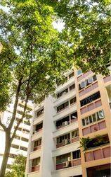 Blk 240 Lorong 1 Toa Payoh (Toa Payoh), HDB Executive #525910211